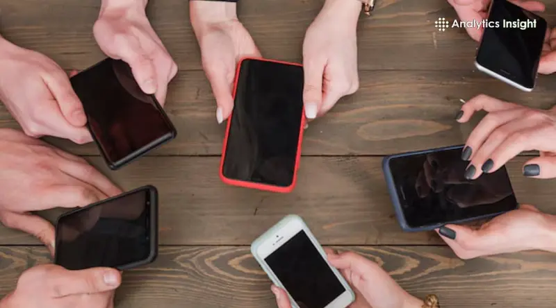 Top 10 Best-Selling Smartphones Worldwide in 2025