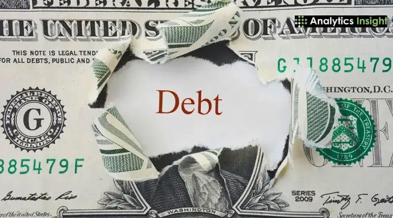 US National Debt Tops $38.5T as Interest Costs Near $1T: A Red Flag for the Dollar?