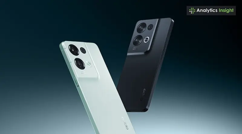 Top Smartphones with Satellite Messaging Features in 2025