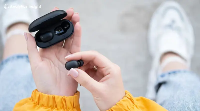 Best Wireless Earbuds Under $50 That Rival AirPods