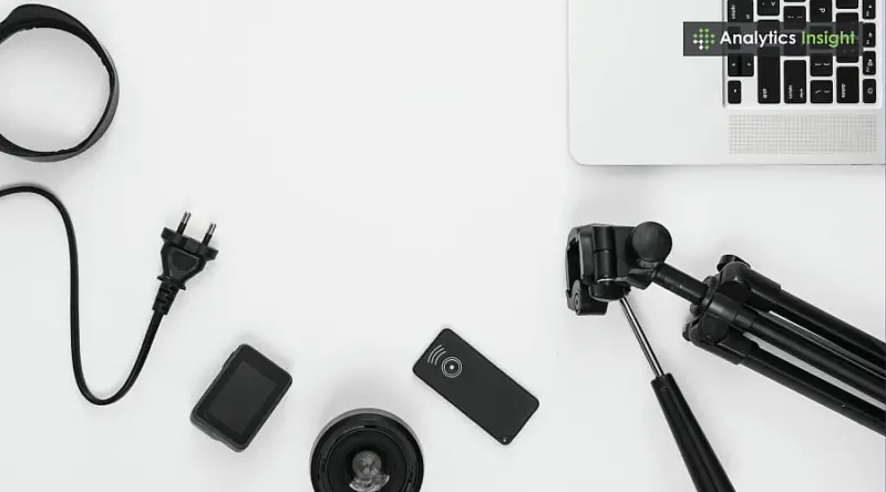 10 Must-Have Vlogging Accessories to Make Your YouTube Video Stand Out