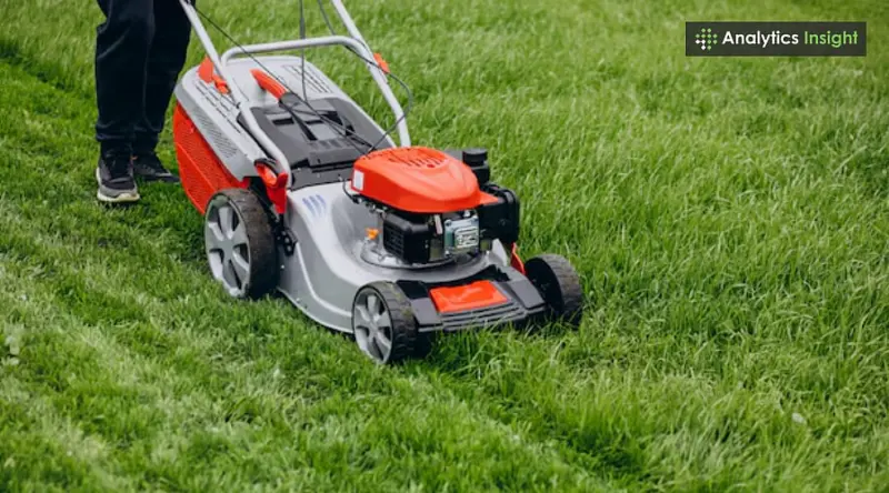 Best Lawn Mowers for Small Yards in 2025