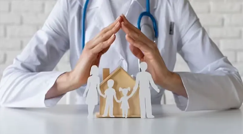 Best Group Health Insurance Plans in India: Compare Top Claim Settlement Ratios & Network Hospitals