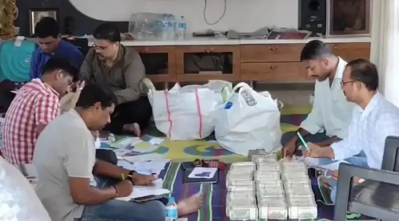ఏసీబీ వలలో భారీ అవినీతి తిమింగలం