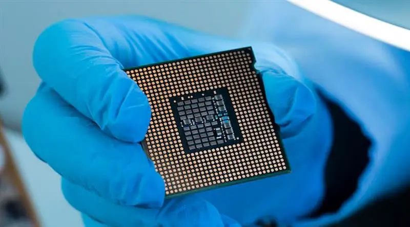 Why Ceramic PCBs Are Essential for High-Temperature Environments