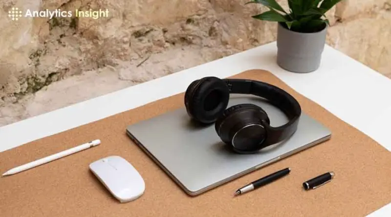 Best Accessories for MacBooks: Top 10 Picks