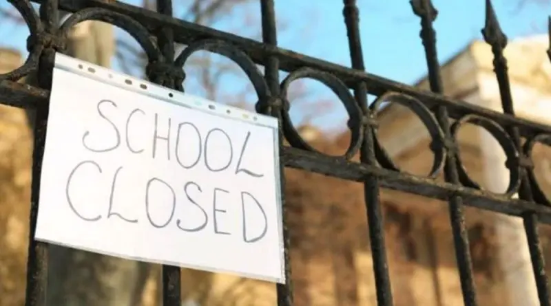 ತರಗತಿ ಆರಂಭಿಸುವ ರಾಜ್ಯ ಸರ್ಕಾರದ ನಿರ್ಧಾರಕ್ಕೆ ಖಾಸಗಿ ಶಾಲೆಗಳು ಗರಂ