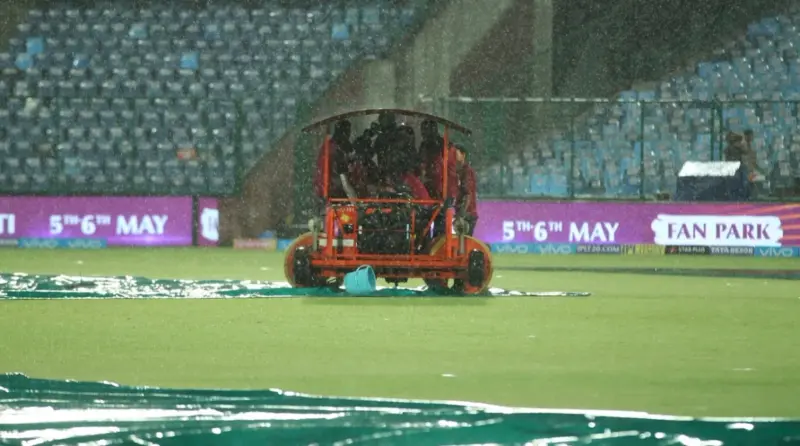 Rain Alert in Delhi Puts DC vs CSK Under Threat: What if Match is Washed Out? Playoff Scenario Explained