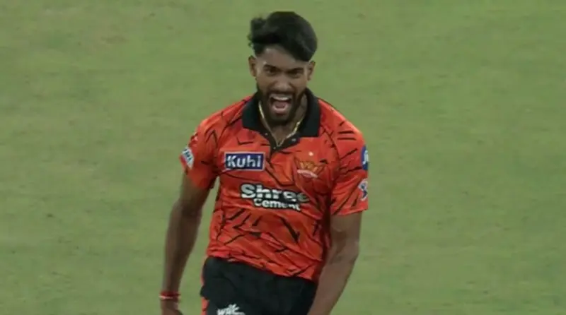 Who is Praful Hinge? SRH Debutant Rattles RR with 3 Wickets in First Over
