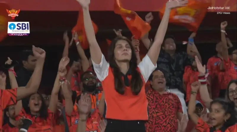 Kavya Maran Stuns Crowd, Mimics Virat Kohli to Silence CSK Supporters