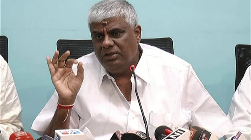 BIG NEWS : ಜಾಮೀನು ಸಿಕ್ಕರೂ H.D ರೇವಣ್ಣಗೆ ತಪ್ಪದ ಸಂಕಷ್ಟ : ಹೈಕೋರ್ಟ್ ಮೆಟ್ಟಿಲೇರಿದ 'SIT'..!