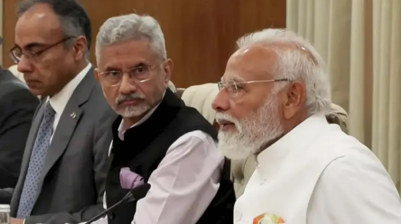 ईरान-अमेरिका के बीच सीजफायर: क्या टल गया महायुद्ध? भारत के लिए छिपी है इसमें 4 बड़ी चेतावनियां