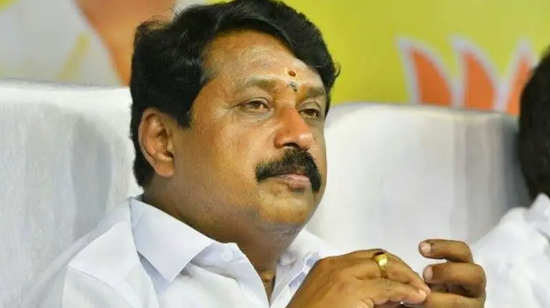 நெல்லையில் நயினார் நாகேந்திரன்: வேட்பாளர் பட்டியல் மாற்றம்!