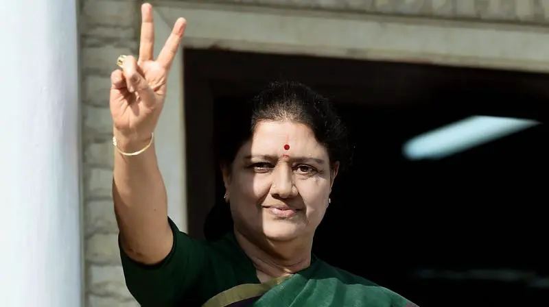"தவெக வெற்றியில் அதிமுகவின் பங்கு?". சசிகலா சொல்லும் 'அந்த' ரகசியம்.. அதிமுகவில் அடுத்தக்கட்ட அதிரடி ஆரம்பம்..!!