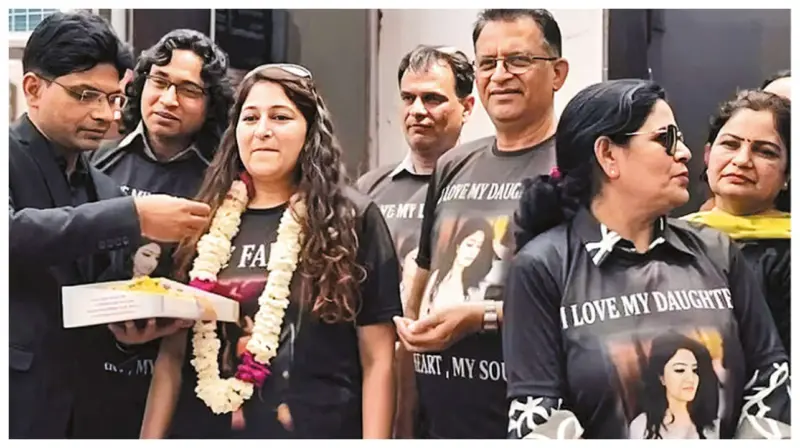 "தன் மகள் ஒரு மகிழ்ச்சியற்ற சூழலில் துன்பப்படுவதை விட, அங்கிருந்து வெளியே வந்து கண்ணியத்துடன் வாழ்வதே முக்கியம்". விவாகரத்து ஆனதும் தந்தை செய்த காரியம்..!!!