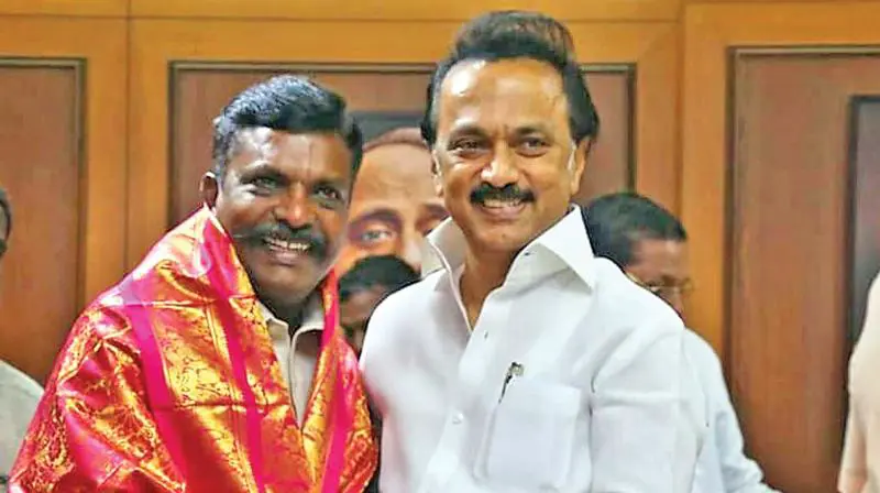 திருமாவுக்கு துணை முதல்வர் பதவி.. பரபரப்பு தகவல். தமிழக அரசியலில் அதிரடி டுவிஸ்ட்..!