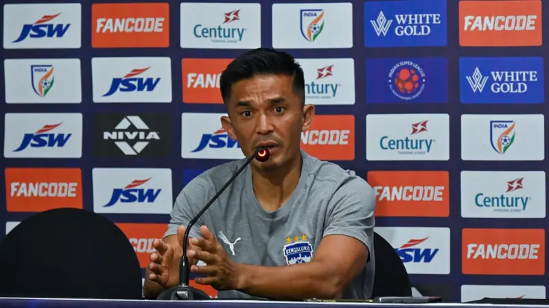 Sunil Chhetri doffs his hat to Renedy Singh