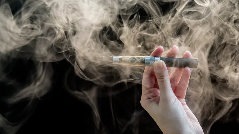 India sticks to e-cigarette ban in snub for Philip Morris