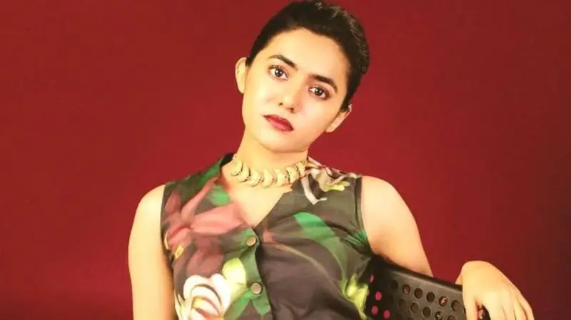 ഫെമിനയെ കറക്കിയ കറക്കം