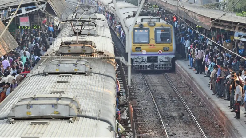 Mumbai Local News: CR Records Over 11 Crore Suburban Passenger Traffic in February