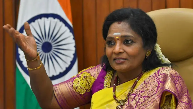 தமிழிசை ராஜினாமா ஏற்பு: தெலங்கானா புதுச்சேரிக்கு புதிய ஆளுநர் யார்?