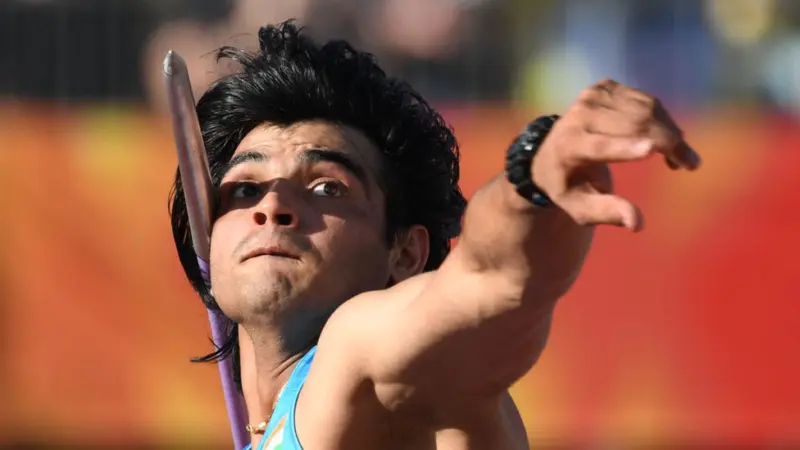 Tokyo Olympics : नीरज चोप्रानं भालाफेकीत पटकावलं सुवर्णपदक