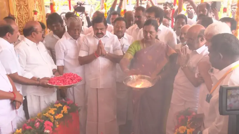 விஜயகாந்த் இல்லாமல் சந்திக்கும் முதல் தேர்தல்: பிரேமலதா உருக்கம்!