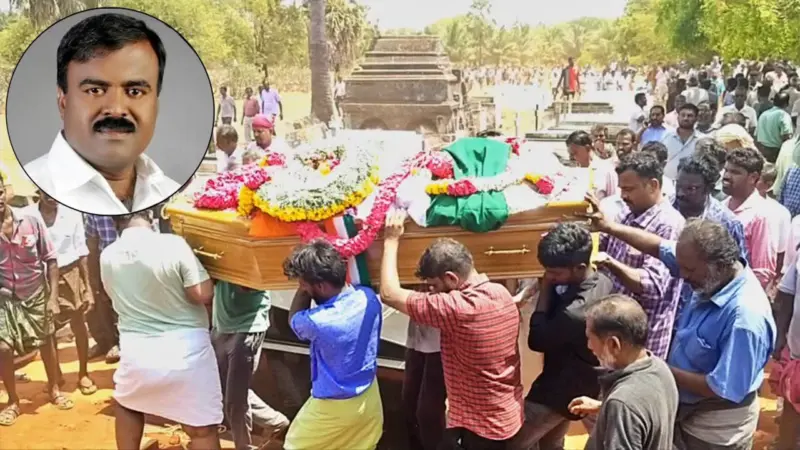 காங்கிரஸ் தலைவர் ஜெயக்குமார் உடல் நல்லடக்கம்!