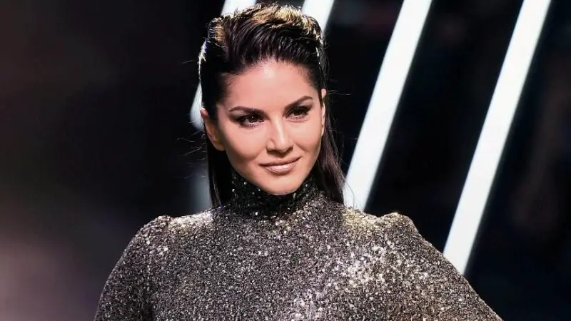 Sunny Leone's picture on Uttar Pradesh constable exam admit card, probe under way