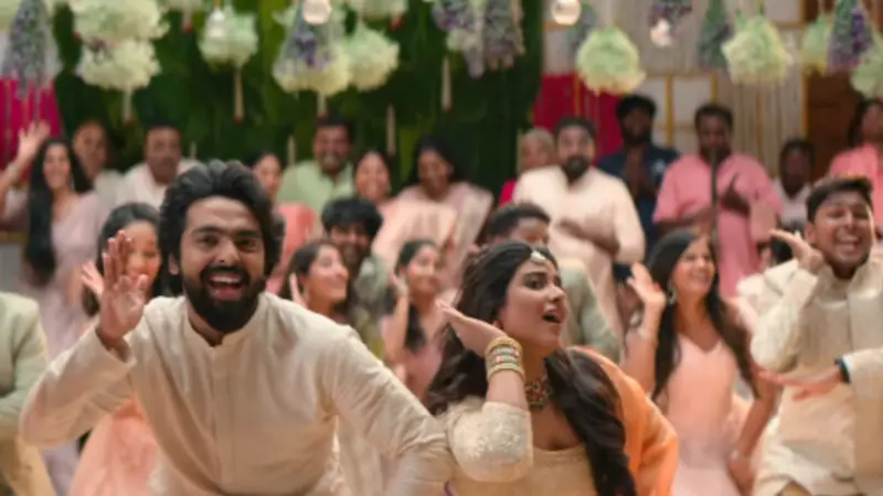 ஜிவி - ஐஸ்வர்யா குத்தாட்டம்..! டியர் புது பாடல் வெளியானது..!