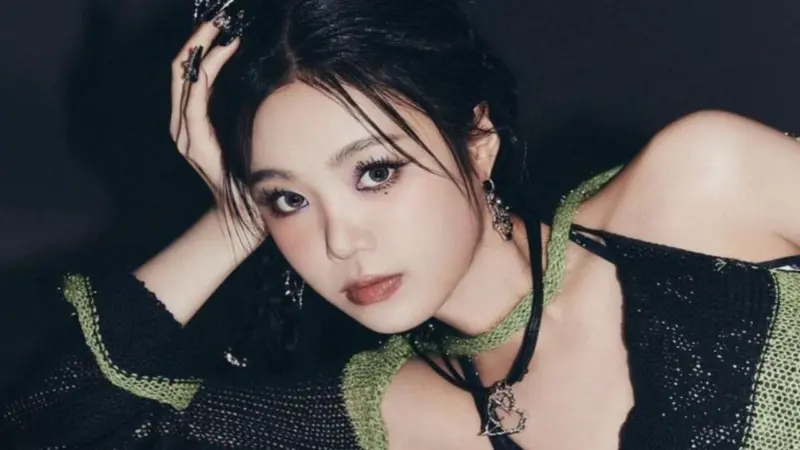 Happy Soojin day; Exploring singer's career from former (G)I-DLE member to soloist