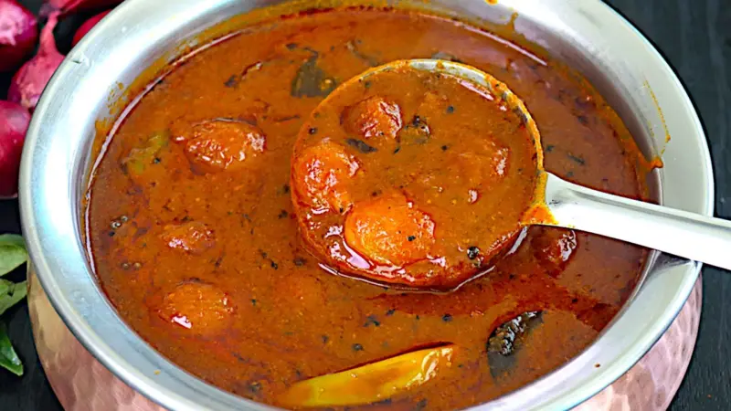 கிச்சன் கீர்த்தனா: சின்ன வெங்காய குழம்பு
