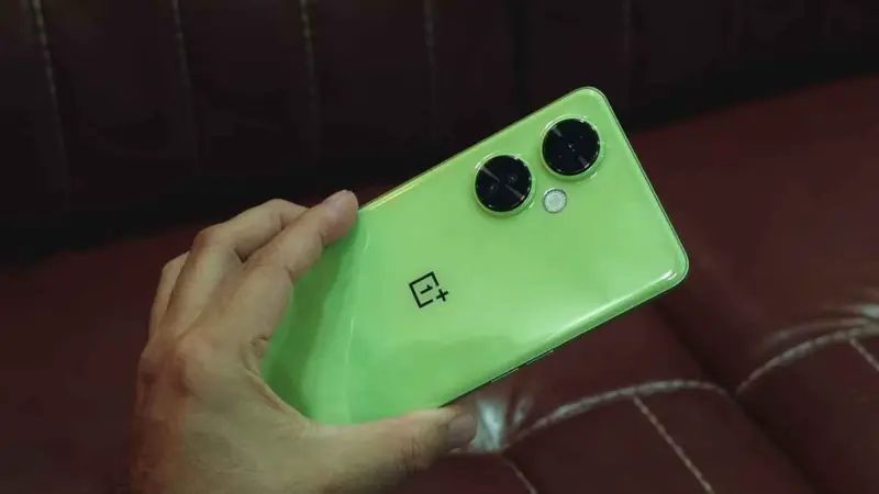 OnePlus-ன் புது வரவு.. விலை விவரம்! இதோ..