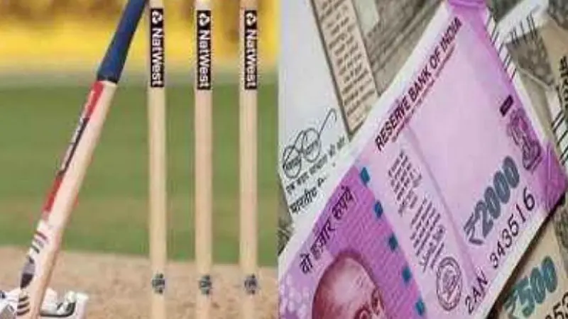 ಕ್ರಿಕೆಟ್ ಬೆಟ್ಟಿಂಗ್ ಅಡ್ಡೆ ಮೇಲೆ ದಾಳಿ ಆರು ಲಕ್ಷ ರೂ. ವಶ