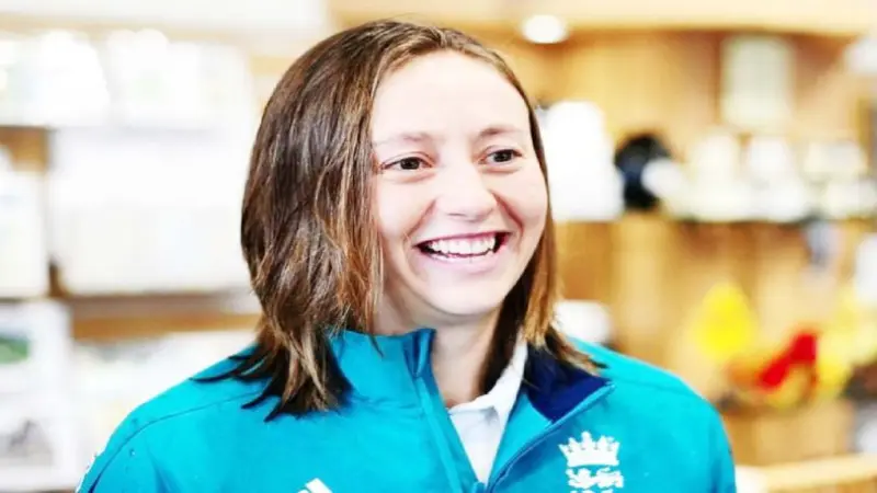 انگلینڈ کی خواتین کرکٹر فران ولسن نے انٹرنیشنل کرکٹ کو الوداع کہا