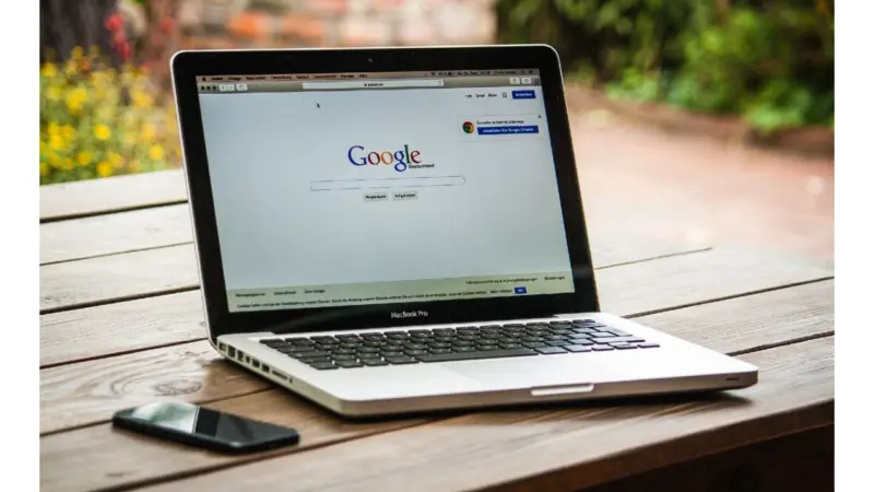 সরকারি ব্যাঙ্ক হ্যাকিংয়ের বিষয়ে ৫০ হাজার ইউজারদের সতর্ক করল গুগল