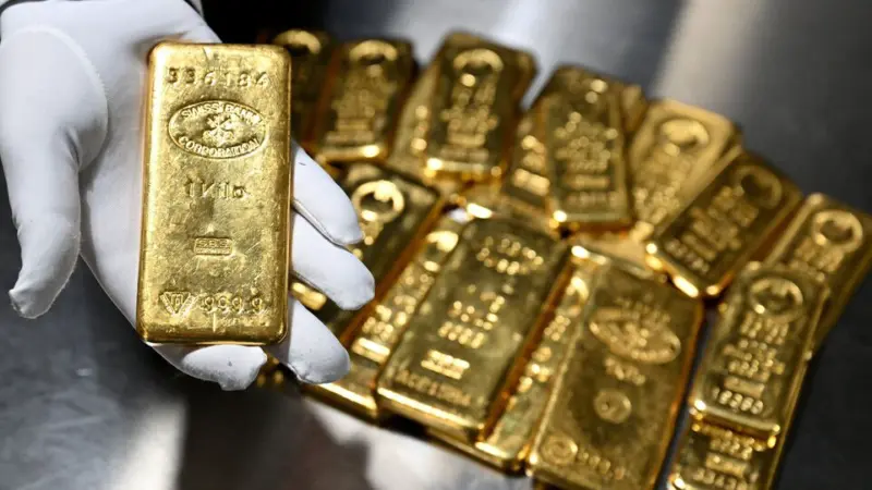 Gold rate today: Yellow metal falls 9% since onset of US-Iran war. Experts see more dip as ceasefire negotiation fails