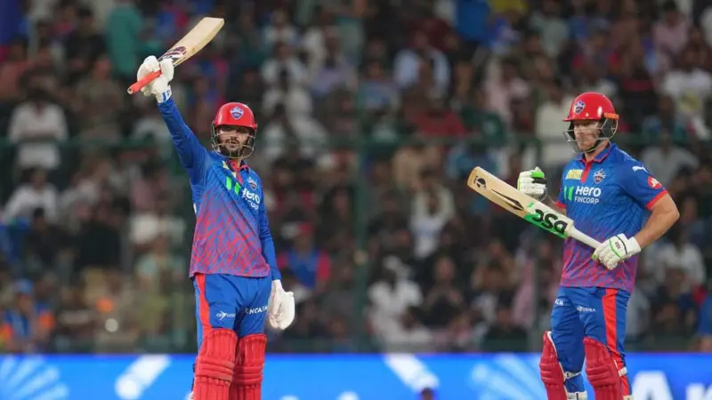 টানা দুই ম্যাচে জয়ী দিল্লি ক্যাপিটালস, হার্দিকহীন মুম্বাই পরাজিত