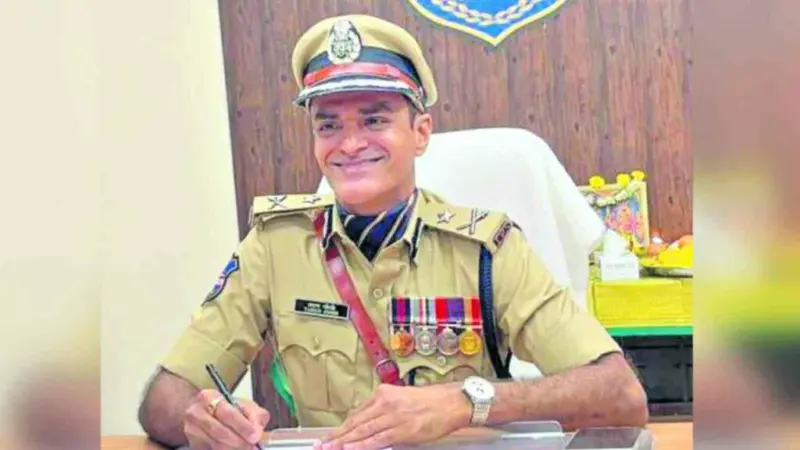 హెచ్‌సీఏ అక్రమాలపై సిట్‌.. చీఫ్‌గా ఫ్యూచర్‌సిటీ సీపీ తరుణ్‌జోషి