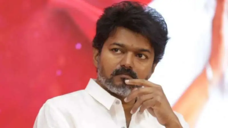 இரவோடு இரவாக விஜய்க்கு அதிர்ச்சி. மொத்தமாக வாபஸ்.. காலையிலேயே அரசியலில் அதிரடி திருப்பம்..!