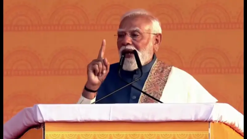 NEET पेपर लीक पर PM मोदी की सीधी निगरानी, सुप्रीम कोर्ट में केंद्र का बड़ा बयान