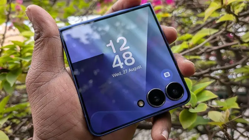 Samsung Galaxy Z Flip7 review: Pretty neat performer