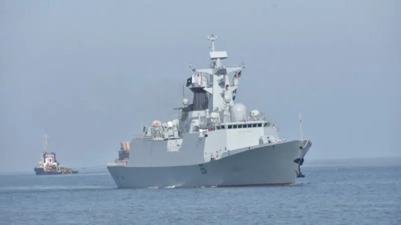 Pakistan's Taimur Missile Disrupts Power Balance in South Asia; Poses Threat to India's INS Vikramaditya, INS Vikrant