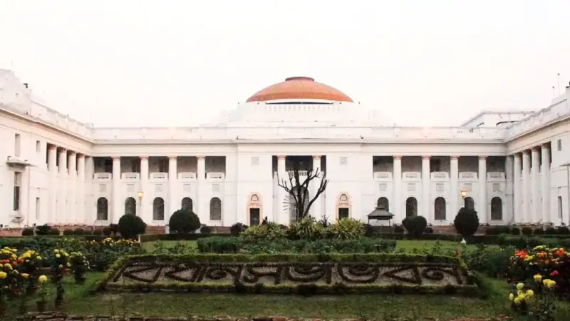 নতুন সরকারের আগে বিধানসভায় বড়সড় বদল