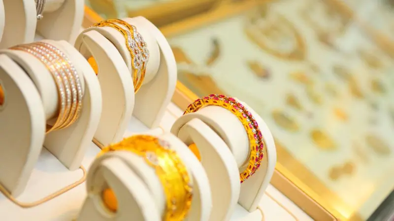 Gold rate drops on MCX on profit booking as dollar rises; US-Iran talks, CPI data in focus