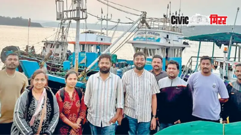Ratnagiri | जयगड समुद्रात मध्यरात्री 'हाय-स्पीड चेस'! अवैध मासेमारी करणाऱ्या तीन नौका जप्त; थरारक कारवाई.