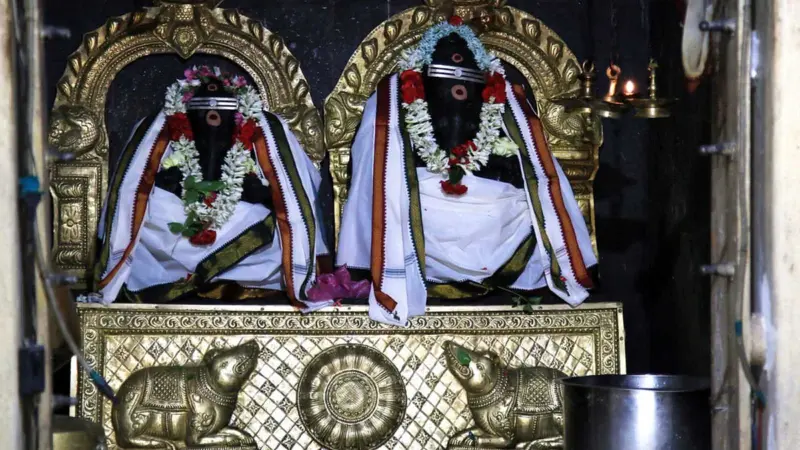 குடும்பப் பிரச்னைகளைத் தீர்த்து வைக்கும் இரட்டைப் பிள்ளையார் வழிபாடு!