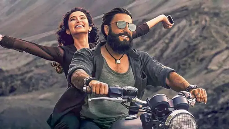 రణ్వీర్ సింగ్ 'ధురంధర్' అన్కట్ వెర్షన్ ఒకేసారి రెండు ప్లాట్ఫామ్స్లో స్ట్రీమింగ్