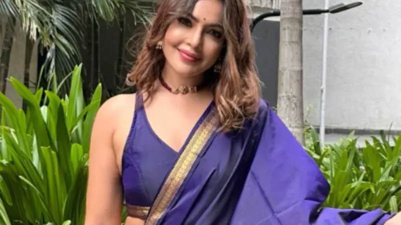 साउथ इंडस्ट्री को झटका! एक्ट्रेस सुभाषिनी ने फांसी लगाकर दी जान; बर्थडे से कुछ दिन पहले अभिनेत्री ने मौत को लगाया गले