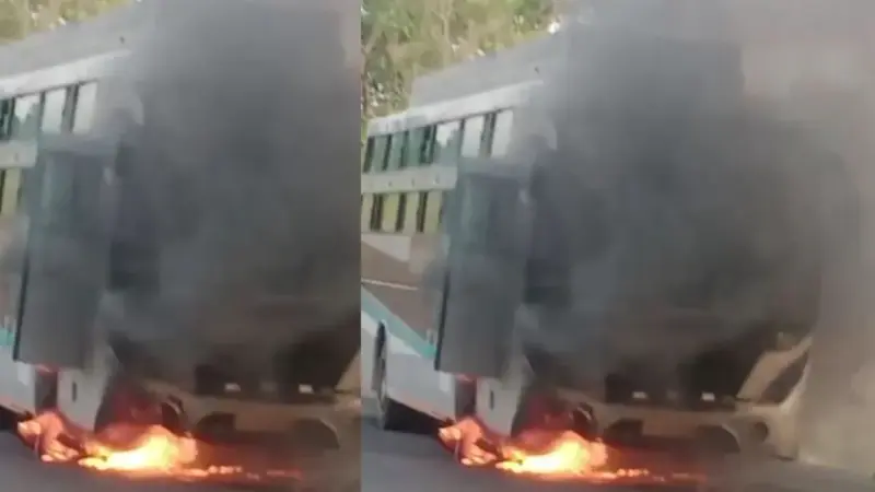 अकोला में भीषण हादसा: बस और बाइक की टक्कर के बाद दोनों वाहनों में लगी आग, बाल-बाल बचे यात्री